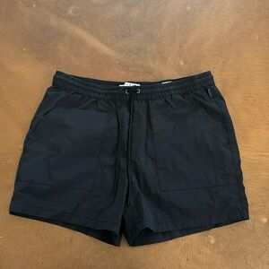 Black Pacsun shorts